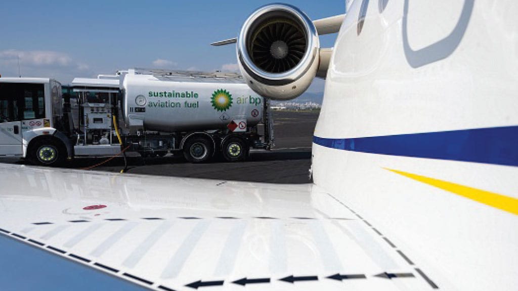 Air bp’s Sustainable Aviation Fuel Takes Off at France’s Clermont Ferrand Airport